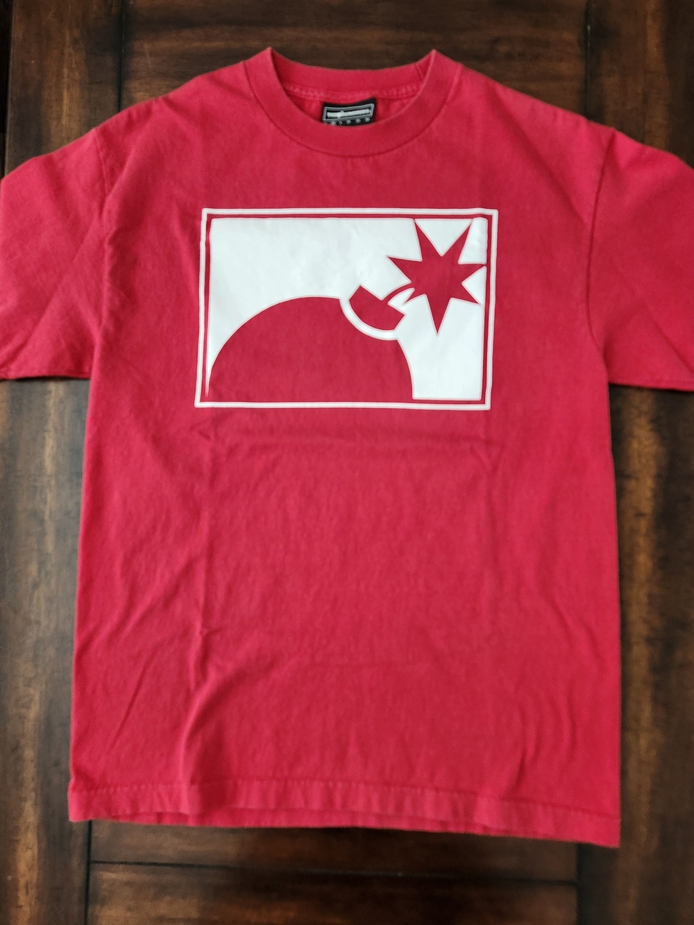 The Hundreds Red Short-Sleeve Graphic Crewneck Tee Medium